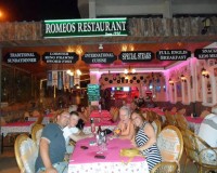 Romeos Restorant-0